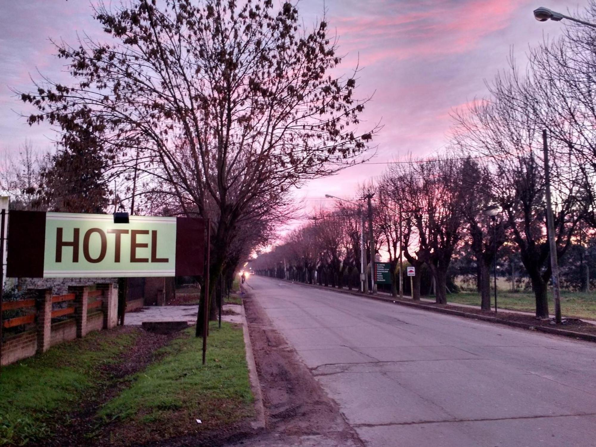 Hotel Carmen de Areco Exterior foto