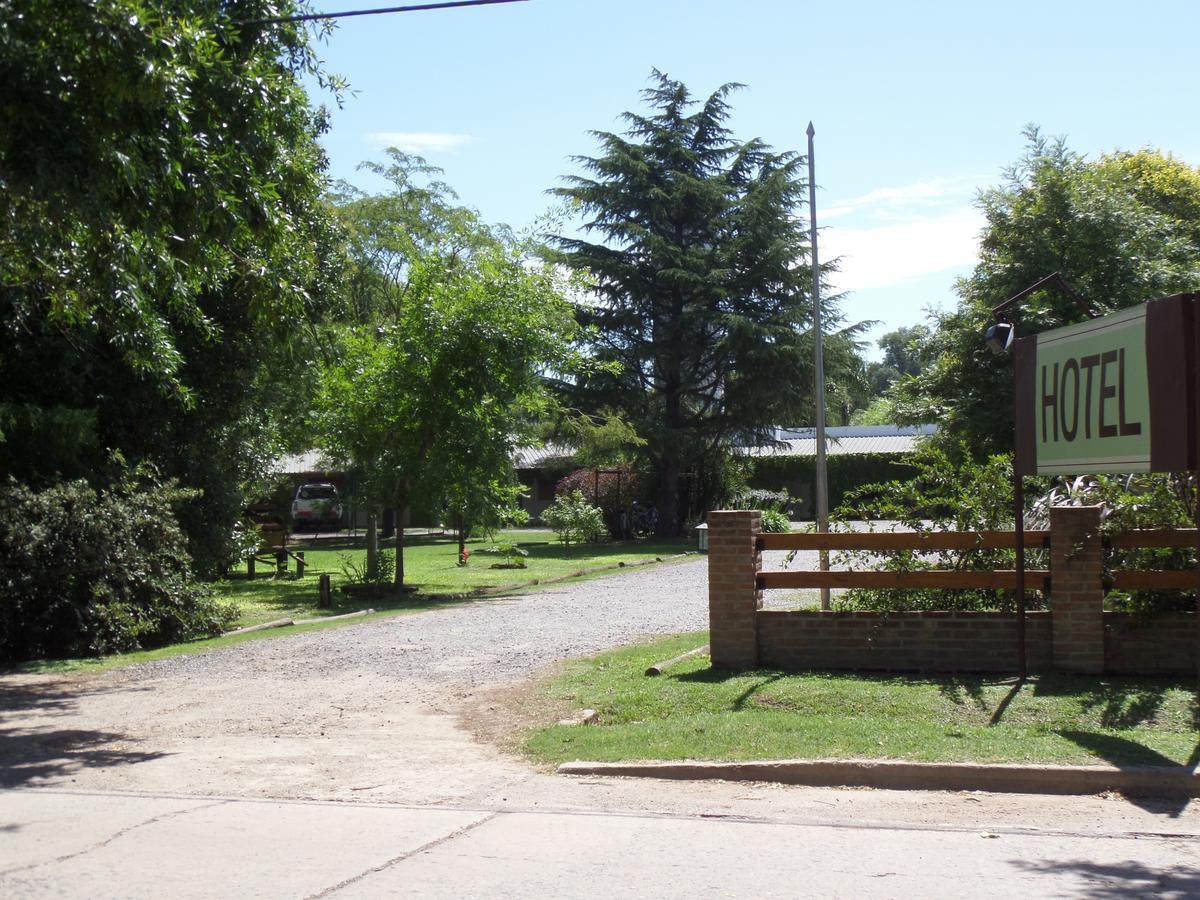 Hotel Carmen de Areco Exterior foto